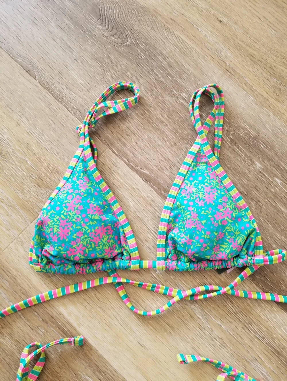 NWT Wild Fable Green Floral Low Rise Cheeky Bikini Top & Bottom Set Size Small